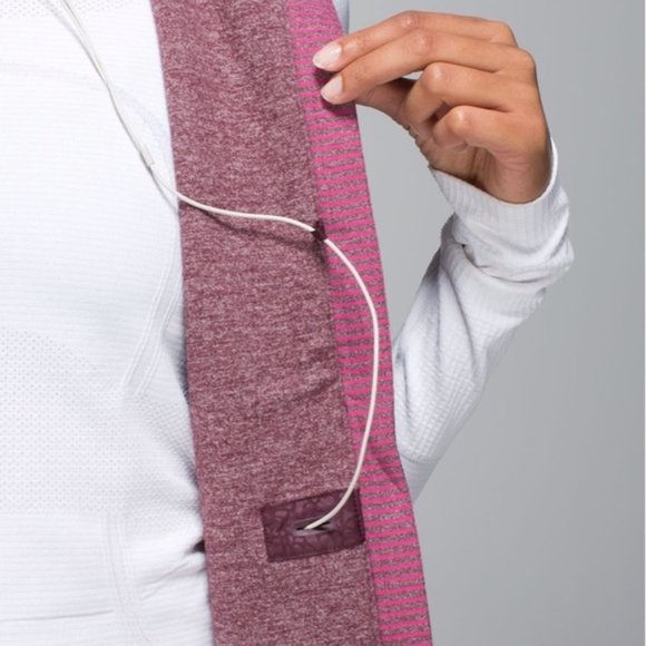 Lululemon Rebel Runner Vest - Picture 10 of 12